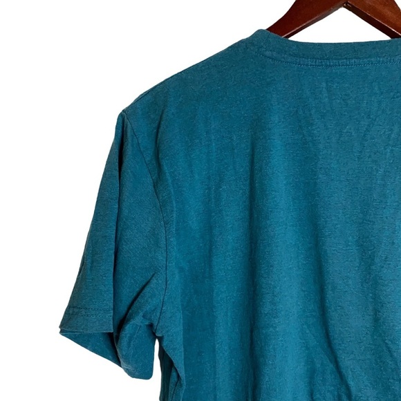 Marvel Iron Man Armor Comic Book Cover Tee Shirt Medium Blue Retro Fandom - Picture 9 of 14